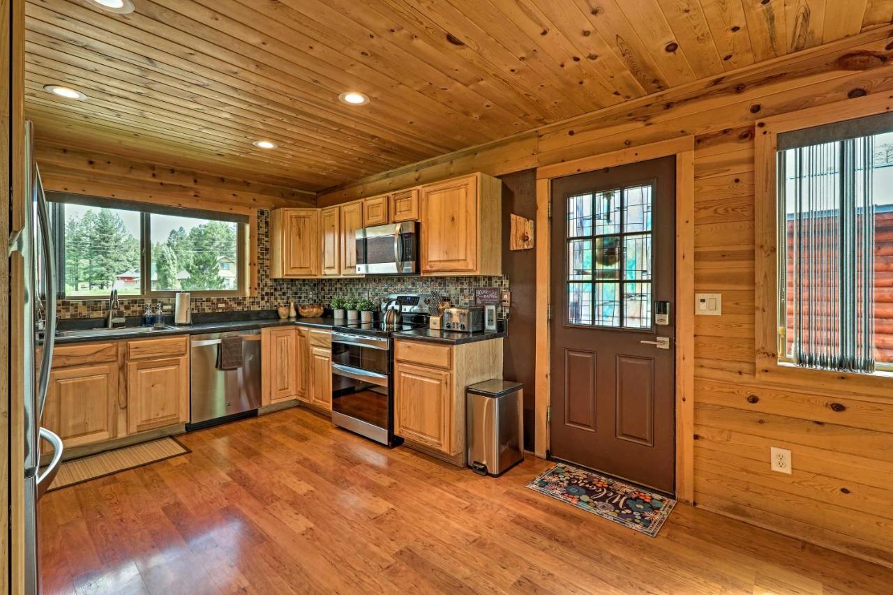 Woodsy Pinetop Oasis, 11 Mi To Rainbow Lake! Bagian luar foto