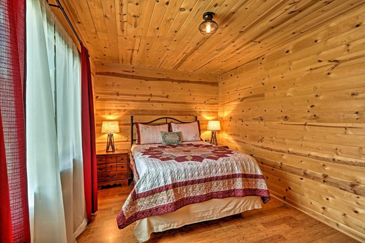 Woodsy Pinetop Oasis, 11 Mi To Rainbow Lake! Bagian luar foto